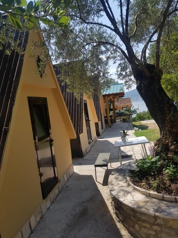 Apartments And Bungalows Mimoza Baosici Herceg Novi Luaran gambar